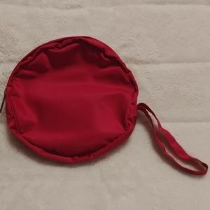 🎉2/$16 Calvin Klein Makeup Bag